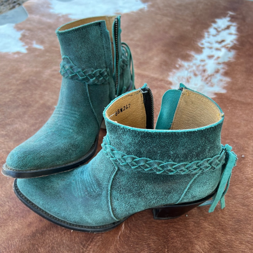 Shyanne turquoise booties
